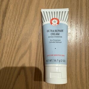 NEW First Aid Beauty Ultra Repair Cream - Intense Hydration